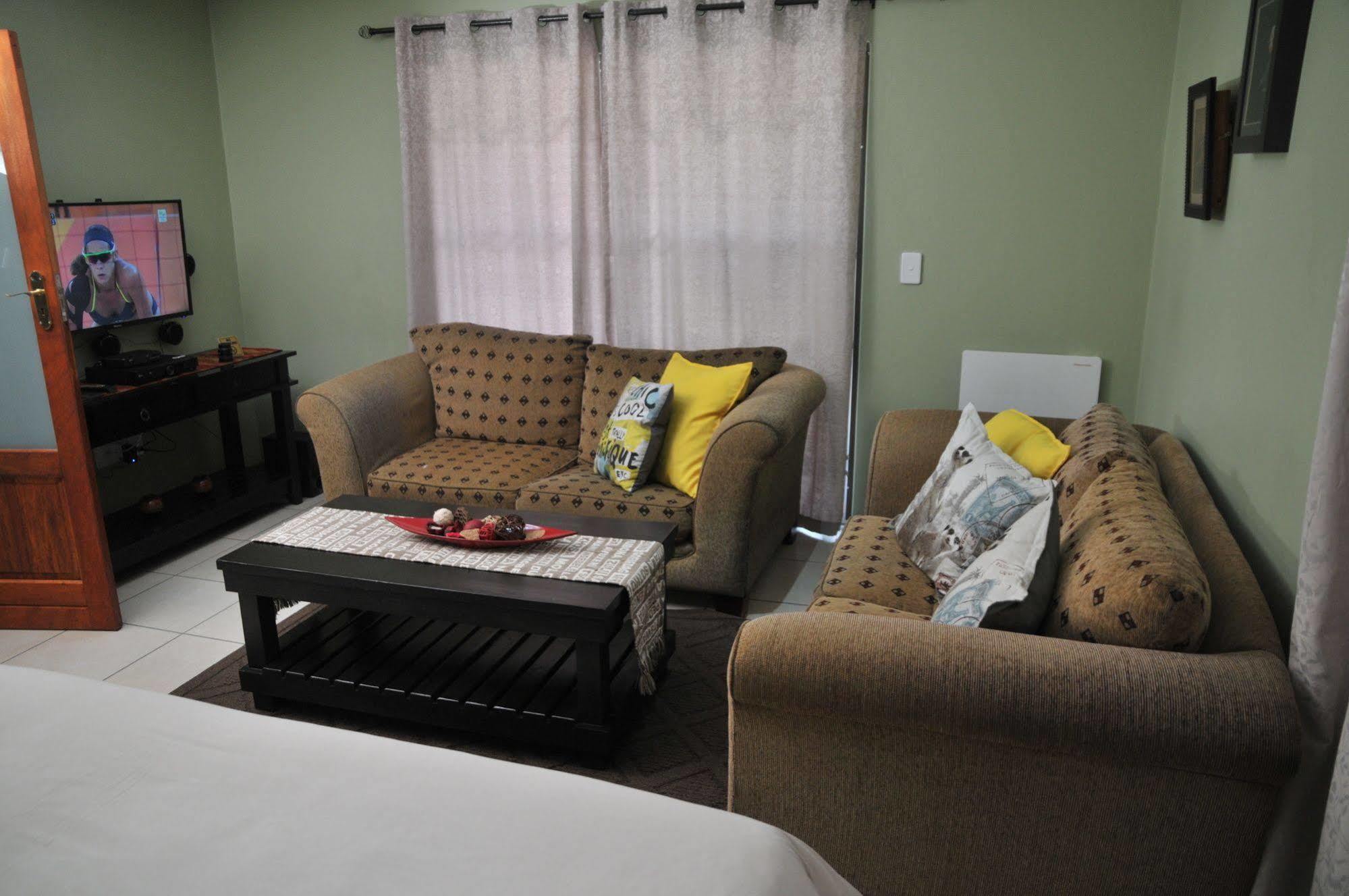 Summer Garden Guest House Benoni Exterior foto